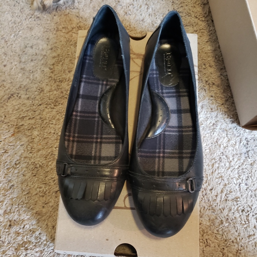 B.O.C Black Genuine Leather Fringed Flats